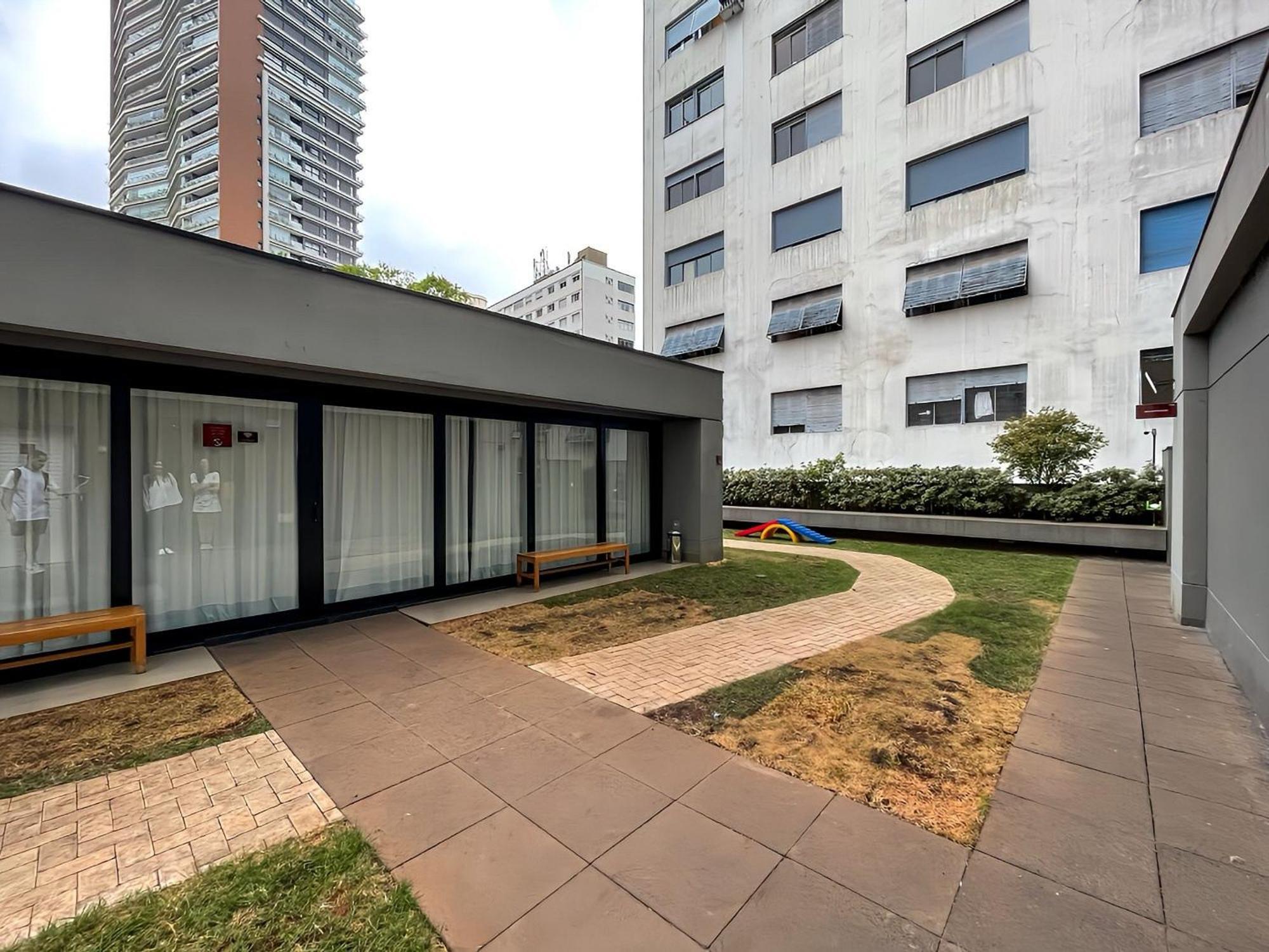 Vn Capote Valente: Conforto E Estilo Em São Paulo Luaran gambar